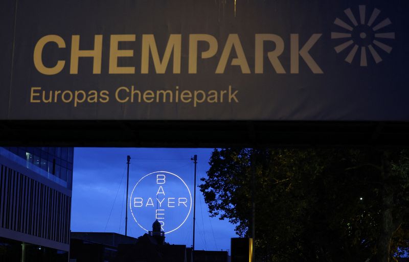 &copy; Reuters. The 120 metres high Bayer Cross, logo of German pharmaceutical and chemical maker Bayer AG, consisting of 1710 LED glass bulbs is seen outside the industrial park "Chempark" of the chemical industry in Leverkusen, Germany, September 23, 2023. REUTERS/Wolf