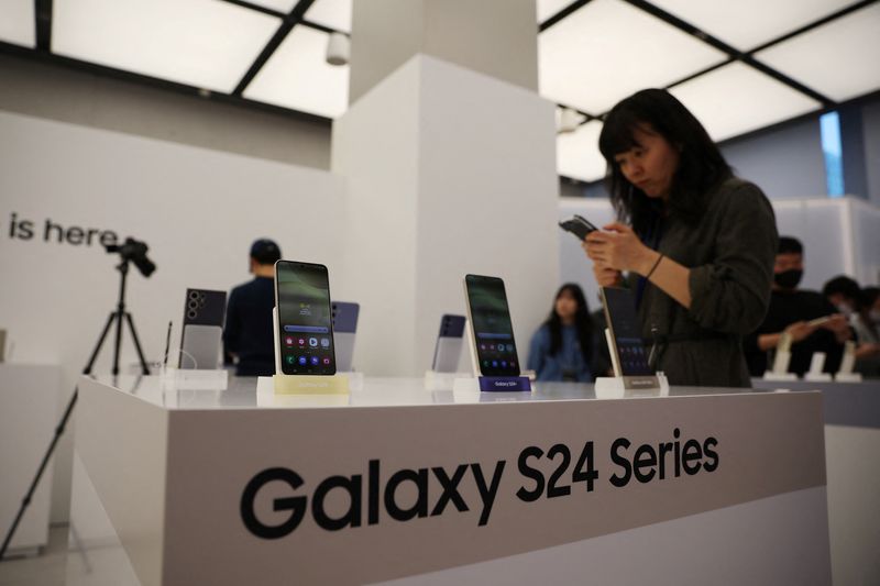 &copy; Reuters. Foto del lunes de la presentación del Galaxy S24 de Samsung Electronics en Seúl 
Ene 15, 2024. REUTERS/Kim Hong-Ji