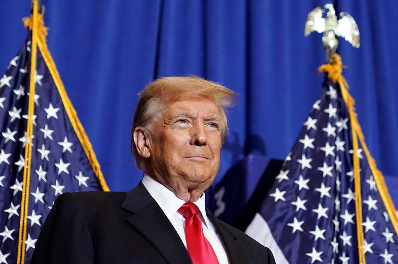 &copy; Reuters. Republican presidential candidate and former U.S. President Donald Trump holds a campaign rally ahead of the New Hampshire primary election, in Atkinson, New Hampshire, U.S. January 16, 2024.  REUTERS/Elizabeth Frantz