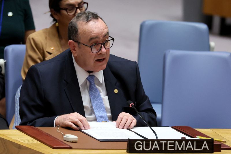 &copy; Reuters. Guatemala’s President Alejandro Eduardo Giammattei Falla, addresses a ministerial level meeting of the United Nations Security Council on the crisis in Ukraine at U.N. headquarters in New York, September 20, 2023. REUTERS/Brendan McDermid/File Photo