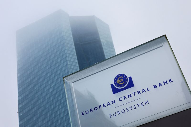 &copy; Reuters. The building of the European Central Bank (ECB) is seen amid a fog before the monthly news conference following the ECB's monetary policy meeting in Frankfurt, Germany December 15, 2022.  REUTERS/Wolfgang Rattay/File Photo