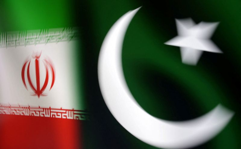 &copy; Reuters. Illustration des drapeaux iraniens et pakistanais. /Photo prise le 18 janvier 2024/REUTERS/Dado Ruvic
