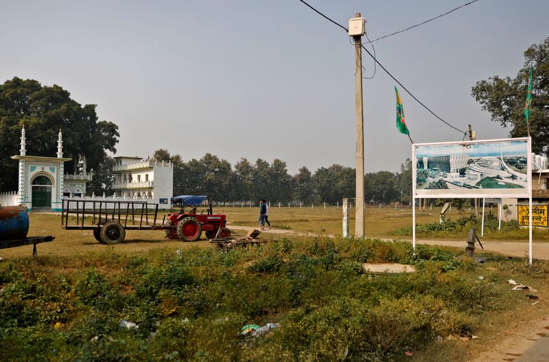 &copy; Reuters. FILE PHOTO: A view of a site that was allotted by authorities for a new mosque, about 15 miles from the Hindu Ram Temple, in Ayodhya in the northern state of Uttar Pradesh, India, November 23, 2023. REUTERS/Anushree Fadnavis/File Photo
