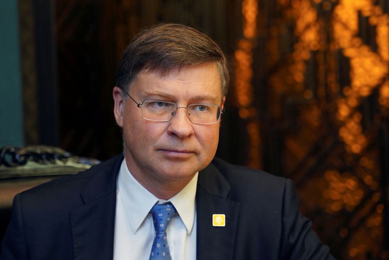© Reuters. European Commission Executive Vice President Valdis Dombrovskis attends an interview with Reuters in Shanghai, China September 23, 2023. REUTERS/Jason Xue/ File Photo