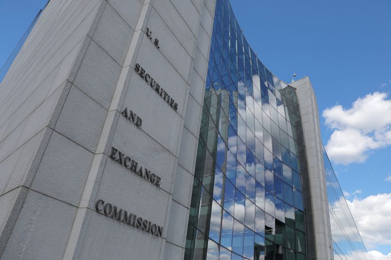 &copy; Reuters. FILE PHOTO: Signage is seen at the headquarters of the U.S. Securities and Exchange Commission (SEC) in Washington, D.C., U.S., May 12, 2021. Picture taken May 12, 2021. REUTERS/Andrew Kelly/File Photo