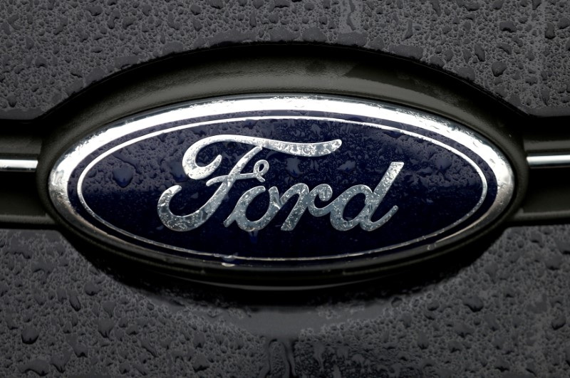 &copy; Reuters. Logo da Ford na Bélgica
17/12/2014 REUTERS/Francois Lenoir/Arquivo