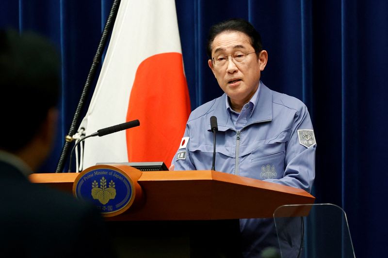 &copy; Reuters. 　１月２５日、  岸田文雄首相（写真）は、能登半島地震の被災者支援のため２０２３年度予算から１５５３億円の予備費を使用すると表明した。首相官邸で４日代表撮影（２０２４年　ロ