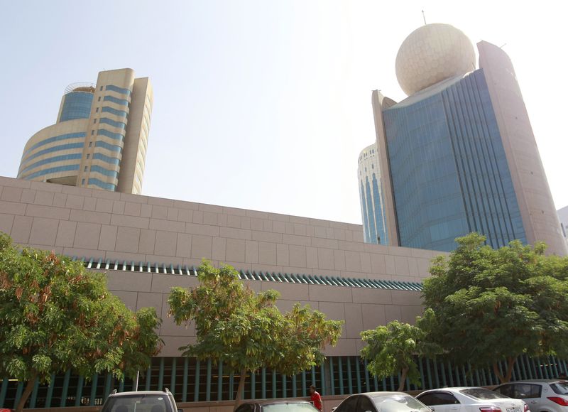© Reuters. منظر عام لمقر شركة إتصالات في دبي بصورة من أرشيف رويترز.