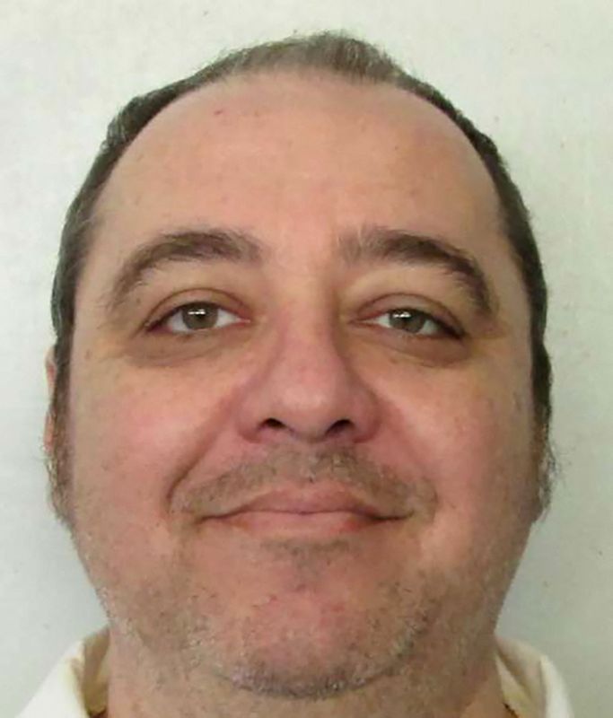 &copy; Reuters. كينيث سميث، وهو قاتل مدان، في صورة غير مؤرخة في سجن هولمان في ولاية ألاباما بالولايات المتحدة.