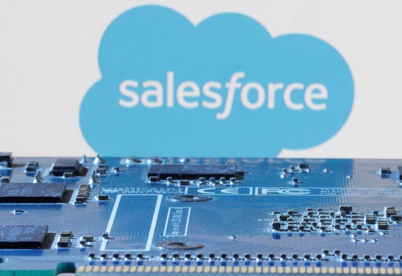 Salesforce laying off 700 workers in latest tech industry downsizing - WSJ