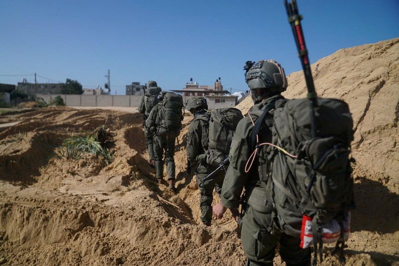More Palestinians displaced as Israel battles Hamas in south Gaza