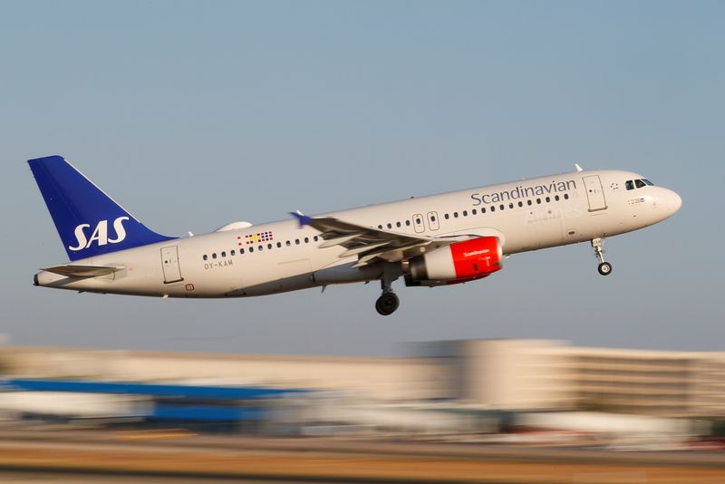 &copy; Reuters. A Scandanavian Airlines, known as SAS, Airbus A320-200 airplane takes off from the airport in Palma de Mallorca, Spain, July 29, 2018. Picture taken July 29, 2018.  REUTERS/Paul Hanna/File Photo