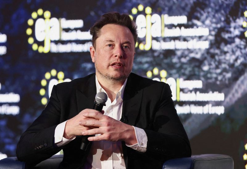 &copy; Reuters. FILE PHOTO: Tesla CEO Elon Musk attends a conference organized by the European Jewish Association, in Krakow, Poland, January 22, 2024. REUTERS/Lukasz Glowala/File Photo
