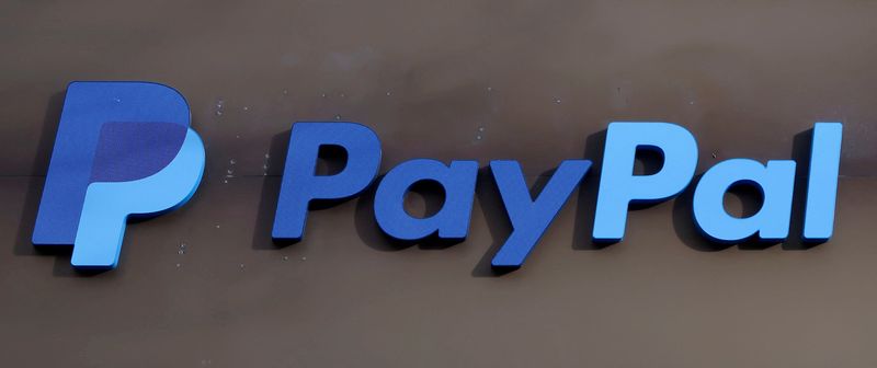 &copy; Reuters. FILE PHOTO: The PayPal logo is seen at an office building in Berlin, Germany, March 5, 2019.   REUTERS/Fabrizio Bensch/File Photo