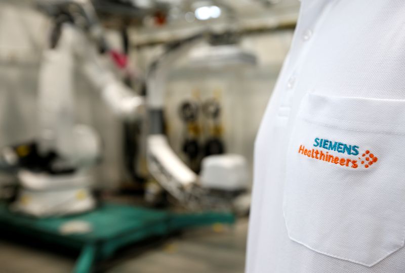 &copy; Reuters. Siemens Healthineers logo is seen on an item of clothing in manufacturing plant in Forchheim near Nuremberg, Germany, October 7, 2016. REUTERS/Michaela Rehle