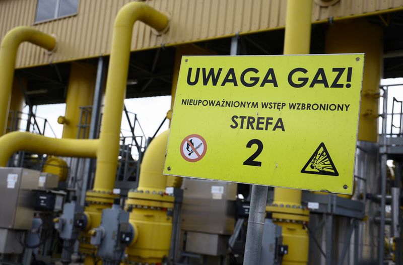 &copy; Reuters. A gas installation is pictured at a Gaz-System gas compressor station in Rembelszczyzna, outside Warsaw, Poland, April 27, 2022. Signage reads 'Attention gas' REUTERS/Kacper Pempel/File Photo