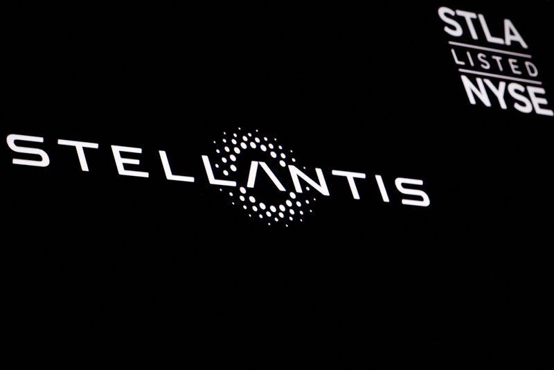 &copy; Reuters. Il logo di Stellantis presso la borsa di New York. 31 gennaio 2024.  REUTERS/Brendan McDermid