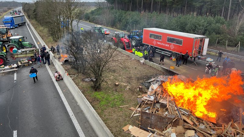 Farmers block Dutch-Belgian border as anger spreads across Europe