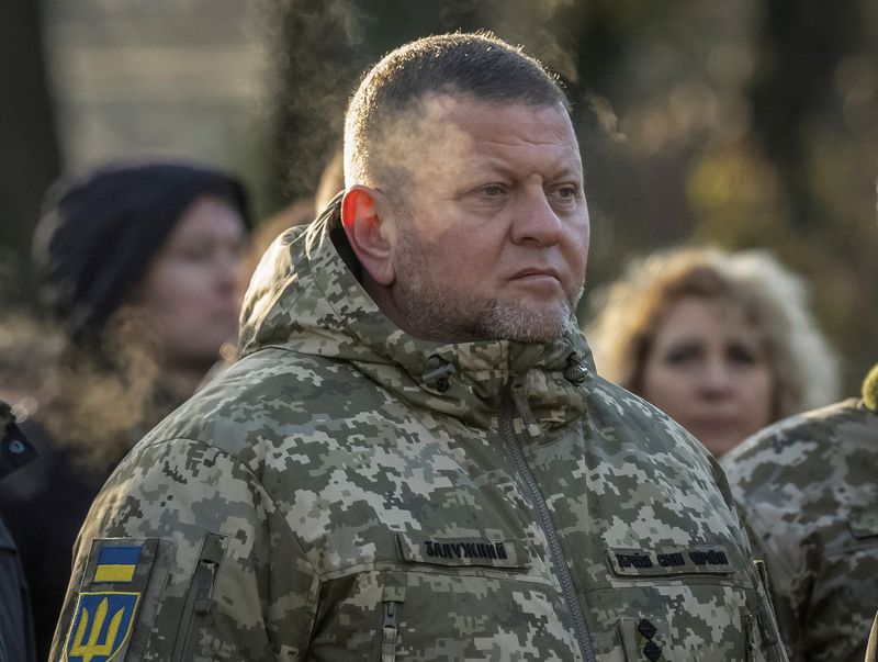 &copy; Reuters. Comandante-chefe das Forças Armadas da Ucrânia, Valeriy Zaluzhnyi
25/11/2023
REUTERS/Viacheslav Ratynskyi