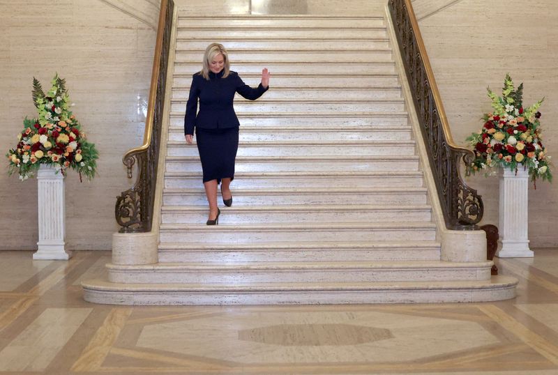 © Reuters. Sinn Fein Party vice president Michelle O'Neill walks at the Stormont Parliament Buildings on the day Northern Ireland lawmakers elect the Irish First Minister, in Belfast, Northern Ireland, February 3, 2024. REUTERS/Suzanne Plunkett
