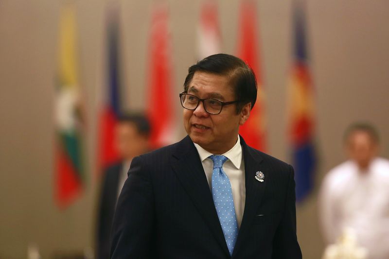 &copy; Reuters. 　２月６日、タイ政府高官は、タイが主導するミャンマーへの新たな人道支援が同国の対立勢力間の対話につながることを期待していると述べた。写真はタイ外務省高官のシハサック・プア