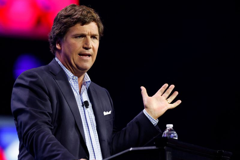 Kremlin declines comment on alleged visit of Tucker Carlson to Russian presidential administration