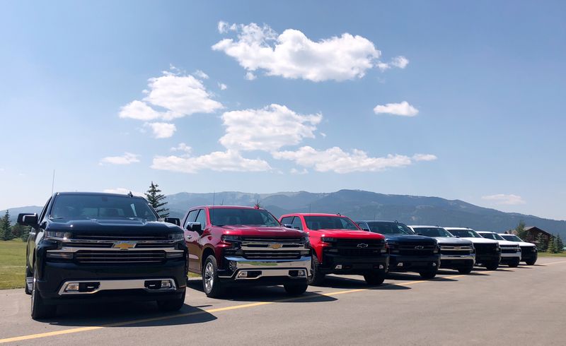 &copy; Reuters. FILE PHOTO: Eight versions of General Motors CO’s new generation Chevrolet Silverado pickups are pictured lined up at an event near Alpine, Idaho, U.S. August 7, 2018.  REUTERS/Joseph White/File Photo