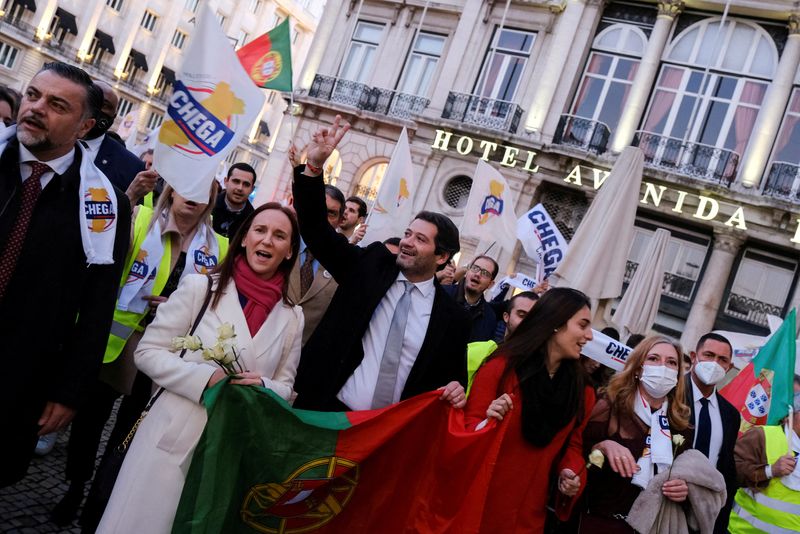 &copy; Reuters. FILE PHOTO: Far right political party Chega leader Andre Ventura gestures during a rally on the final day of campaigning ahead of Portugal's general election, in Lisbon, Portugal, January 28, 2022. REUTERS/Pedro Nunes/File Photo