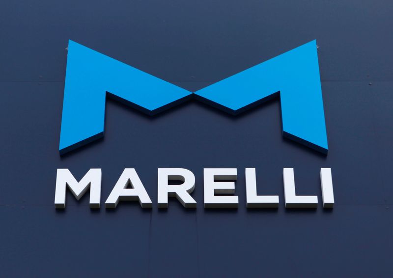 &copy; Reuters. Il logo dell'azienda Marelli è esposto nello stabilimento di Ora Town, Prefettura di Gunma, Giappone, 30 luglio 2020. Immagine scattata il 30 luglio 2020. REUTERS/Naomi Tajitsu