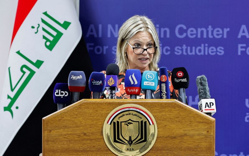 &copy; Reuters. جينين هينيس-بلاسخارت الممثلة الخاصة للأمين العام للأمم المتحدة في العراق لمجلس الأمن الدولي خلال مؤتمر صحفي في بغداد يوم 12 يونيو حزيران 2023. 