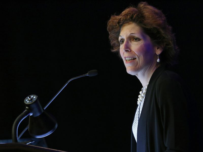 &copy; Reuters. Presidente do Federal Reserve de Cleveland, Loretta Mester, faz discurso na Conferência de Estabilidade Financeira de 2014 em Washington
05/12/2014
REUTERS/Gary Cameron