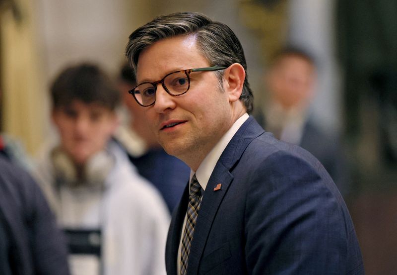 &copy; Reuters. FILE PHOTO: U.S. House Speaker Mike Johnson (R-LA) speaks to a tour group in the U.S. Capitol building in Washington, U.S., January 18, 2024. REUTERS/Leah Millis