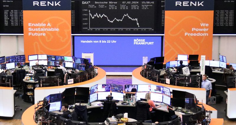 &copy; Reuters. The German share price index DAX graph is pictured at the stock exchange on the day of the RENK IPO in Frankfurt, Germany, February 7, 2024.     REUTERS/Staff
