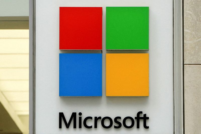 &copy; Reuters. FILE PHOTO: The Microsoft store sign is pictured in the Manhattan borough of New York City, New York, U.S., January 18, 2022.  REUTERS/Carlo Allegri/File Photo