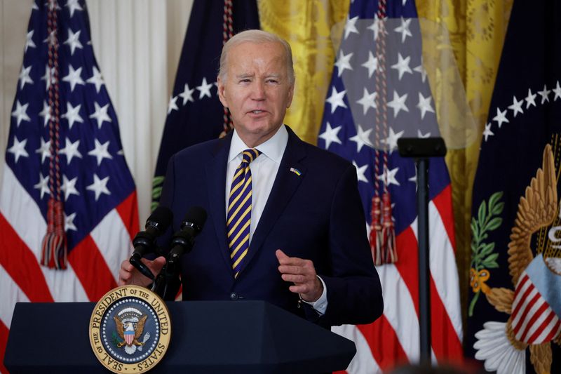 &copy; Reuters. U.S. President Joe Biden delivers remarks during an event at the White House in recognition of Black History Month, in Washington, U.S., February 6, 2024. REUTERS/Evelyn Hockstein