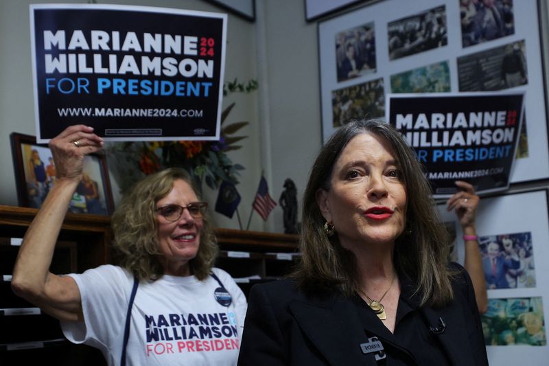 &copy; Reuters. FILE PHOTO: Democratic presidential candidate and author Marianne Williamson speaks after filing to put her name on the ballot for the primary election with New Hampshire Secretary of State David Scanlan in Concord, New Hampshire, U.S., October 12, 2023. 