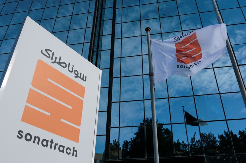 &copy; Reuters. The logo of the state energy company Sonatrach is pictured at the headquarters in Algiers, Algeria November 25, 2019. Picture taken November 25, 2019. REUTERS/Ramzi Boudina/File Photo