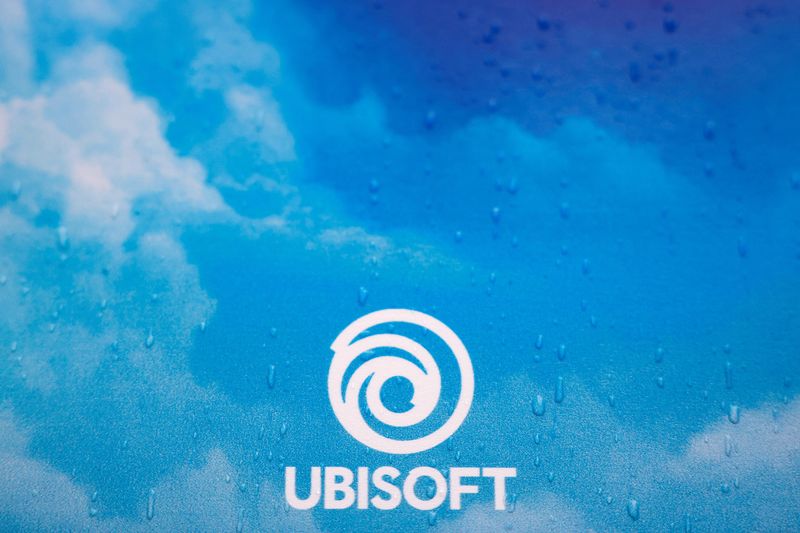 &copy; Reuters. Vue du logo d'Ubisoft Entertainment sur un panneau lors d'une conférence de presse au siège de la société à Saint-Mande, près de Paris, France. /Photo d'archive/REUTERS/Sarah Meyssonnier/