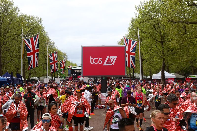 &copy; Reuters. Athletics - London Marathon - London, Britain - April 21, 2024  General view of the participants after finishing the marathon REUTERS/Matthew Childs