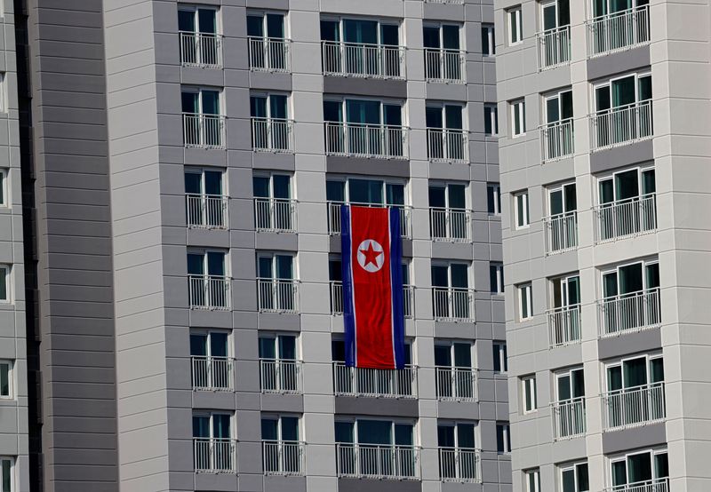 &copy; Reuters. علم كوريا الشمالية في صورة من أرشيف رويترز.
