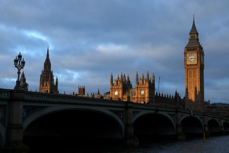 &copy; Reuters. FILE PHOTO: The Elizabeth Tower, more commonly known as Big Ben, and the Houses of Parliament are lit up by morning sun in London, Britain, February 5, 2024. REUTERS/Toby Melville/File Photo