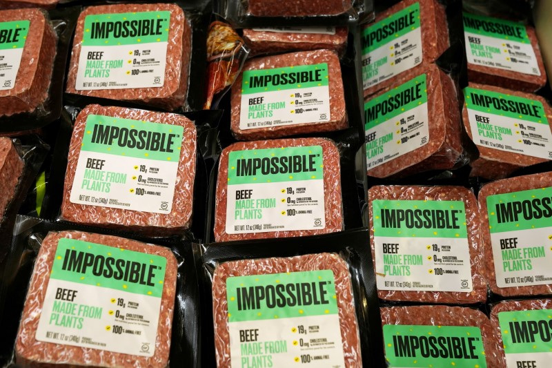 &copy; Reuters. FILE PHOTO: Impossible Foods plant-based beef products seen inside a refrigerator at the meat section of a chain supermarket in Hong Kong, China, October 20, 2020. REUTERS/Lam Yik/File Photo
