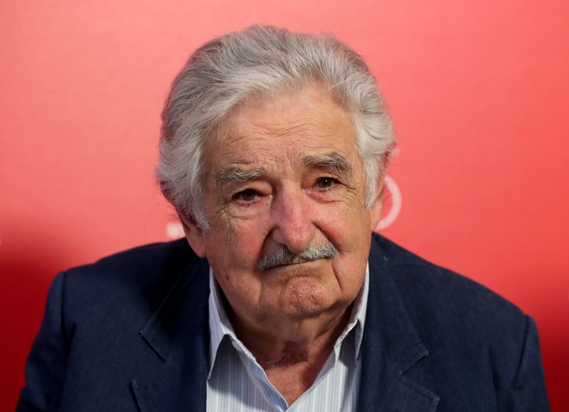 &copy; Reuters. O ex-presidente uruguaio José Mujica posa para uma foto durante entrevista à Reuters no 75º Festival Internacional de Cinema de Veneza, Itália
03/09/2018
REUTERS/Tony Gentile