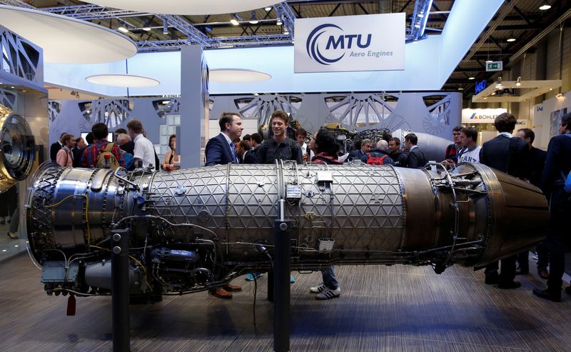 &copy; Reuters. FILE PHOTO: A MTU Aero Engines EJ 200 turbofan aircraft engine is pictured at the ILA Berlin Air Show in Schoenefeld, south of Berlin, Germany, June 1, 2016.    REUTERS/Fabrizio Bensch/File Photo