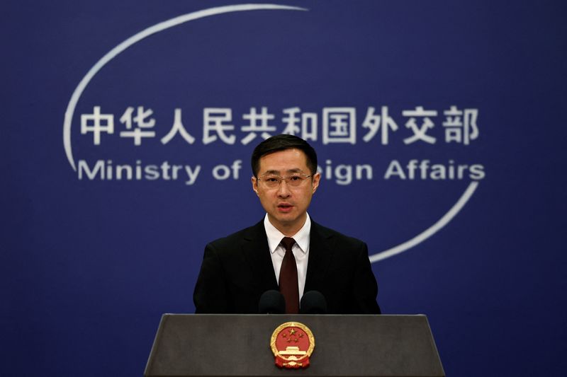 &copy; Reuters. 中国外務省は３０日、パレスチナ自治区で対立する主流派ファタハとイスラム組織ハマスが北京で会合を開き、対話を通じて和解を目指す政治的意思を表明したと発表した。林剣報道官、３