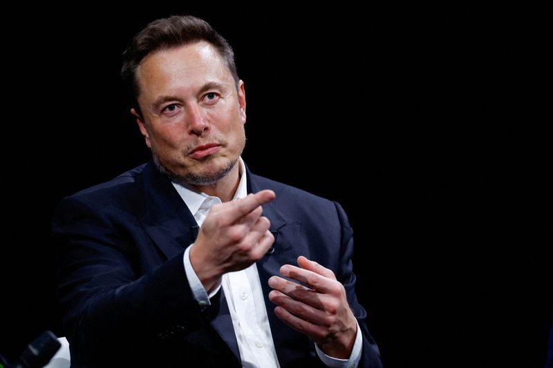 &copy; Reuters. FILE PHOTO: Elon Musk, CEO of SpaceX and Tesla and owner of X, formerly known as Twitter, gestures as he attends the Viva Technology conference on innovation and startups at the Porte de Versailles exhibition centre in Paris, France, June 16, 2023. REUTER