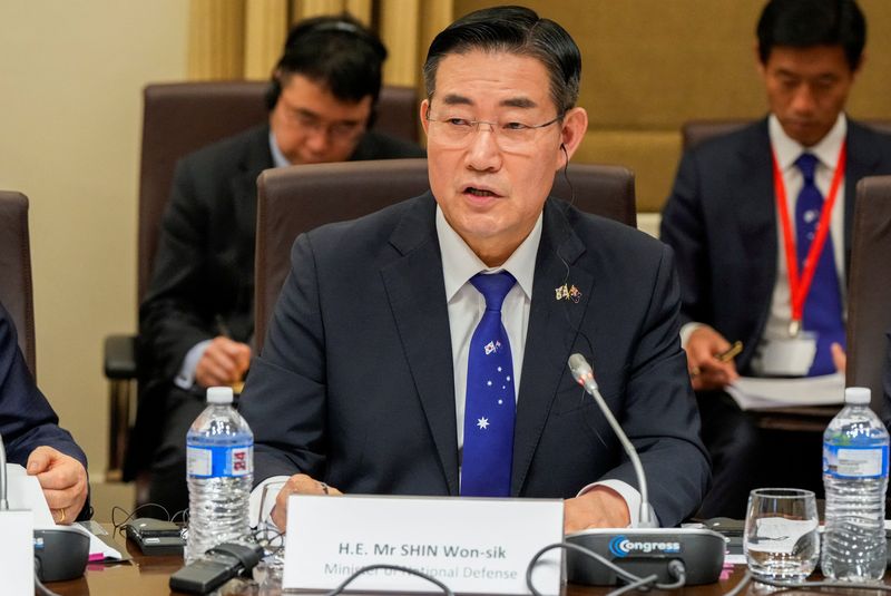 © Reuters. South Korea's National Defense Minister Shin Won-sik speaks during an Australia and South Korea Foreign and Defence Ministers' meeting in Melbourne, Australia, May 1, 2024. REUTERS/Asanka Brendon Ratnayake