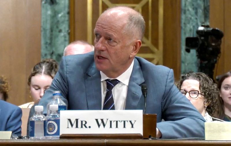 © Reuters. UnitedHealth CEO Andrew Witty testifies before a Senate Finance Committee hearing about a recent cyberattack at the company's technology unit and its impact on patients and providers, in this frame grab taken from video on Capitol Hill in Washington, U.S., May 1, 2024. U.S. Senate/Handout via Reuters