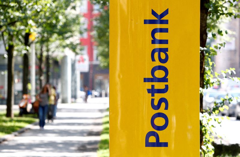 © Reuters. FILE PHOTO: A Postbank sign is seen in Munich, Germany, August 1, 2017. REUTERS/Michaela Rehle/File Photo
