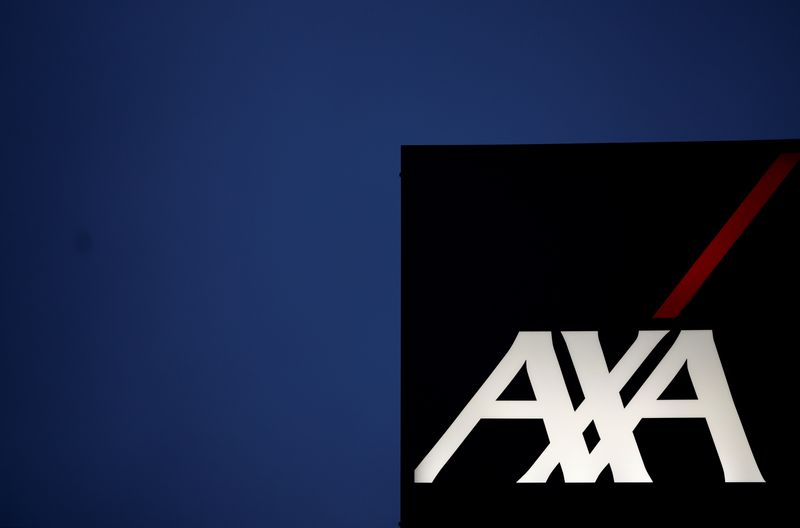 &copy; Reuters. Le logo de l'assureur Axa. /Photo prise le 23 février 2022/REUTERS/Stéphane Mahé